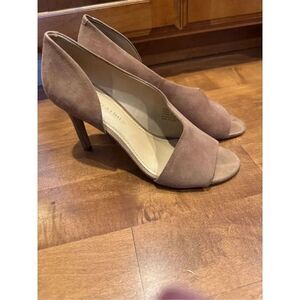 Woman’s Gibson Latimer 4 inch sheep leather heels